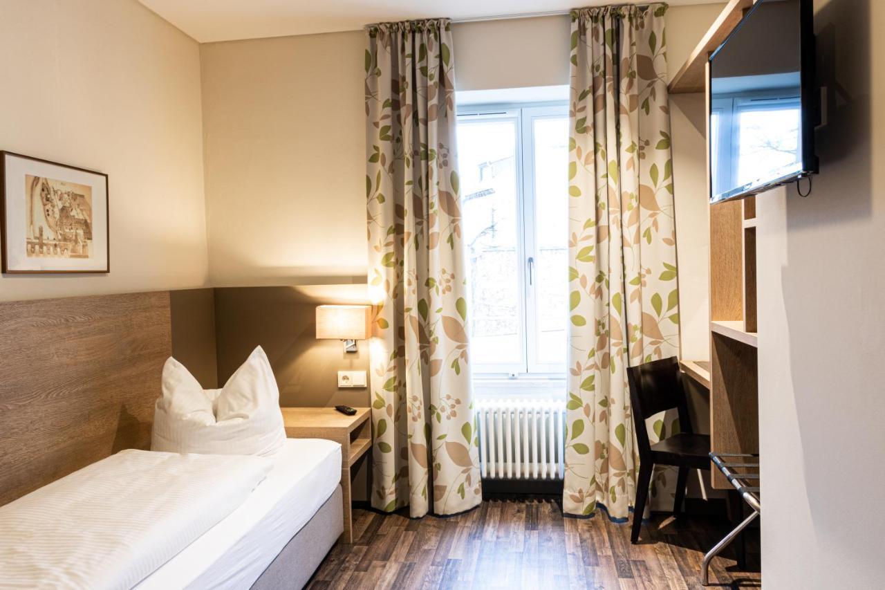 Brauereigaststatte Spitalgarten Řezno Exteriér fotografie